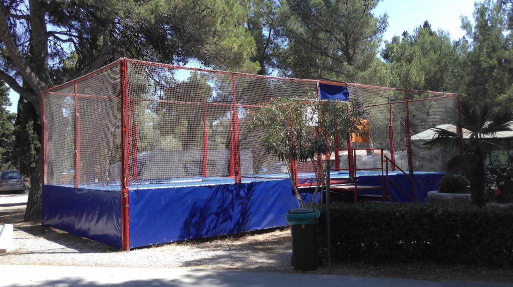 Mobile Home Cinzia Pula Exterior photo