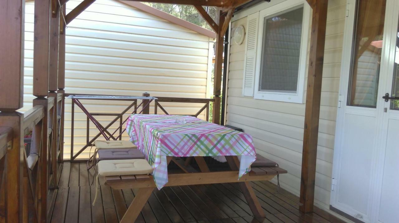 Mobile Home Cinzia Pula Exterior photo